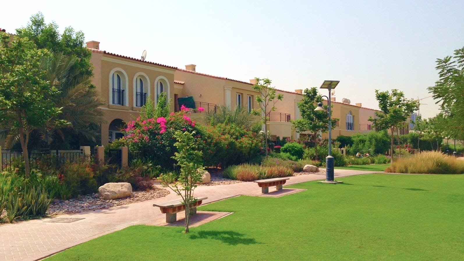 Sustainable and green living communities in UAE