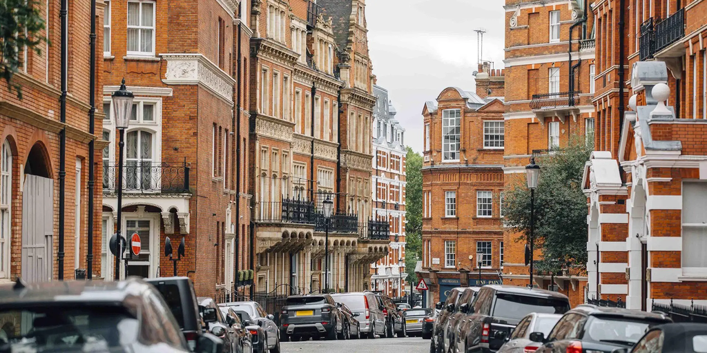 What $10 Million Buys You in Dubai vs. London, New York & Paris (2025 Comparison) 2 What You Get for $10 Million in London