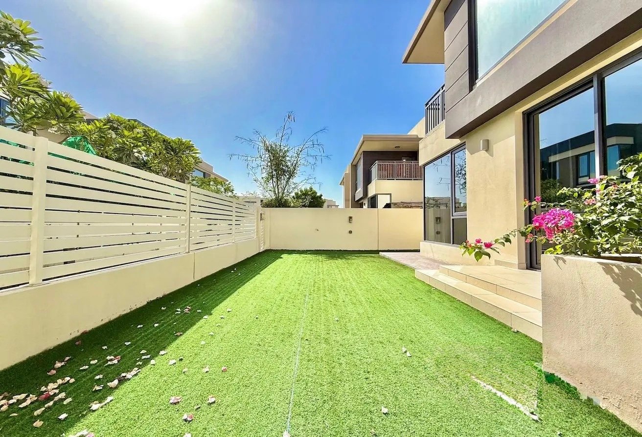 70ac7212-fcfd-45cc-936d-351b97ae34a1