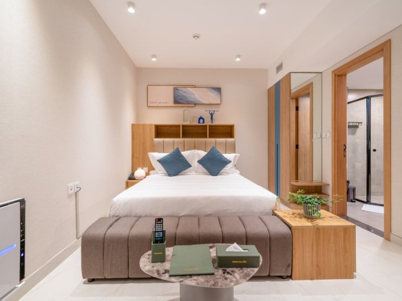 Luxury Wellness Living|Furnished|Bills Included