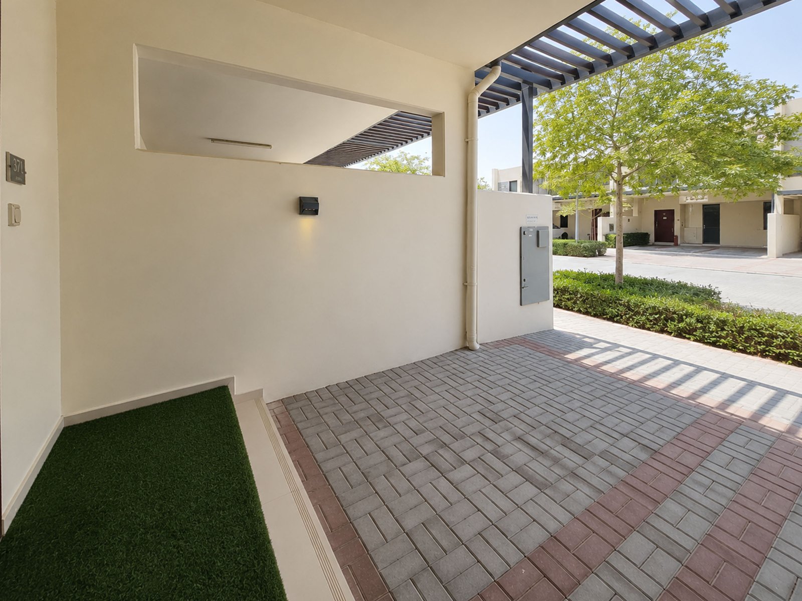 24 3BR+Maid’s | Furnished | Private Balcony & Garden