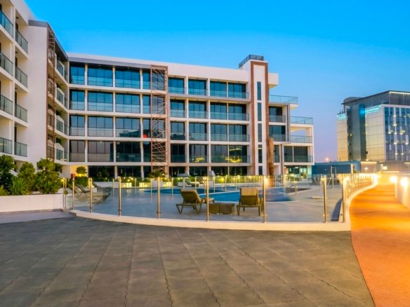 Furnished 1BR | Prime Location | Ready to Move