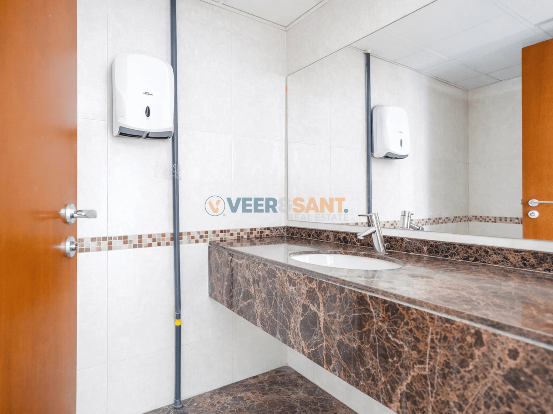 Ready Office Space | Near DIC Metro