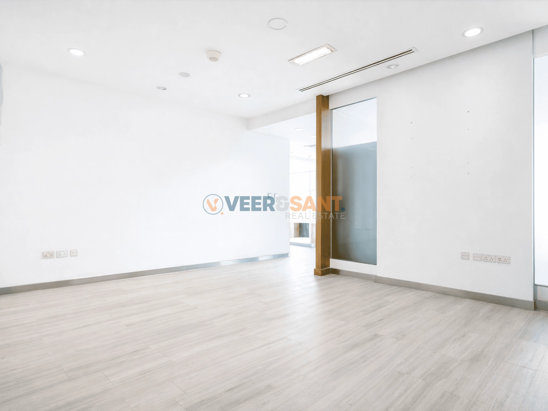 Ready-to-Use | Large Combined Office | Furnished