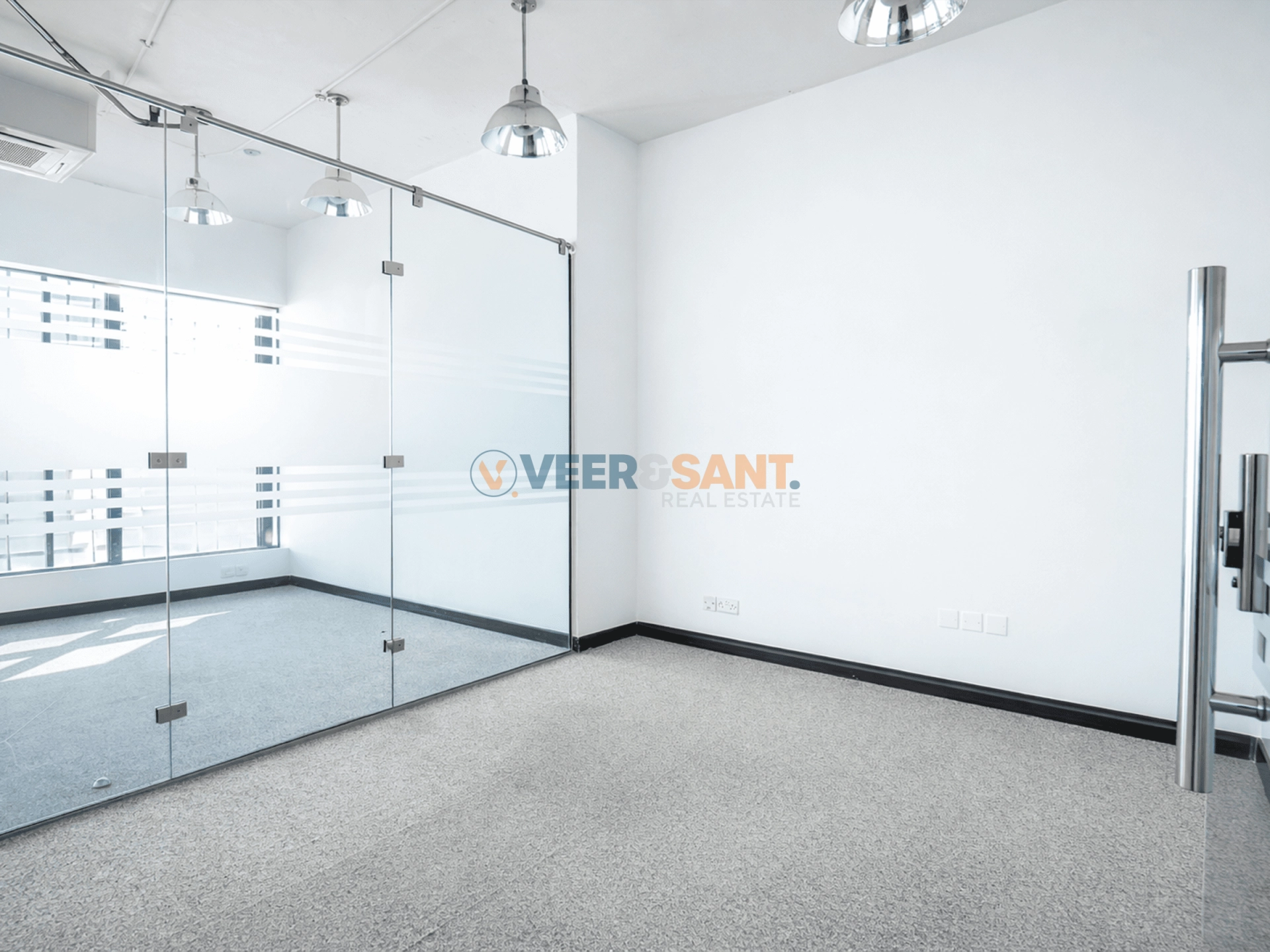 2-12 Ready-to-Use Office | Pantry and Private Washroom