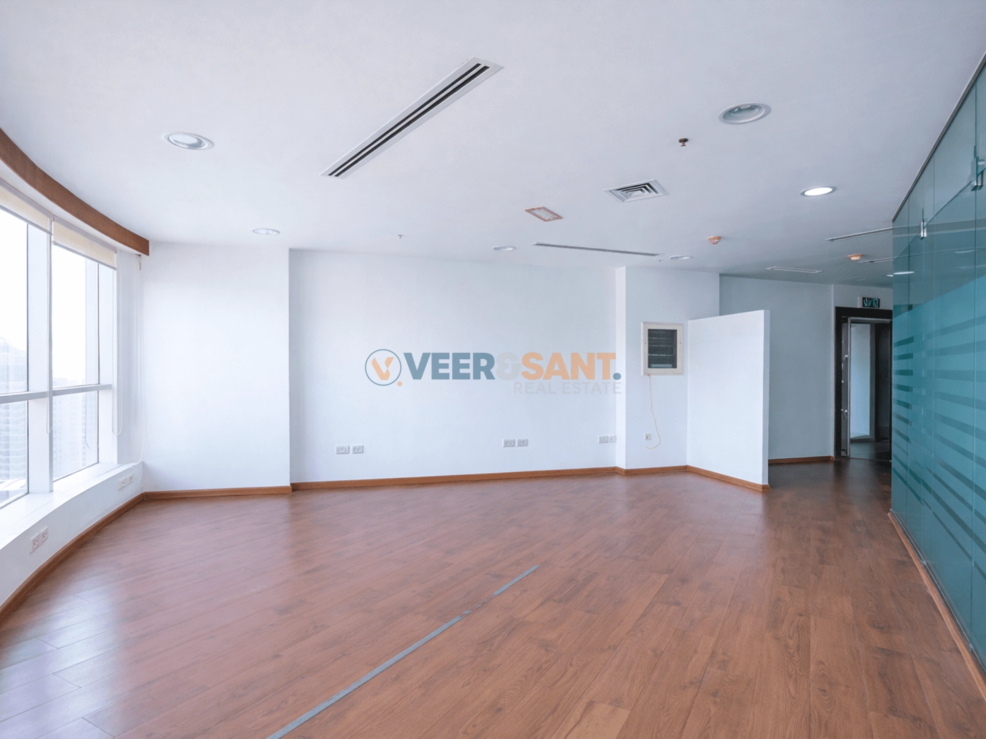 Ready Office Space | Near DIC Metro