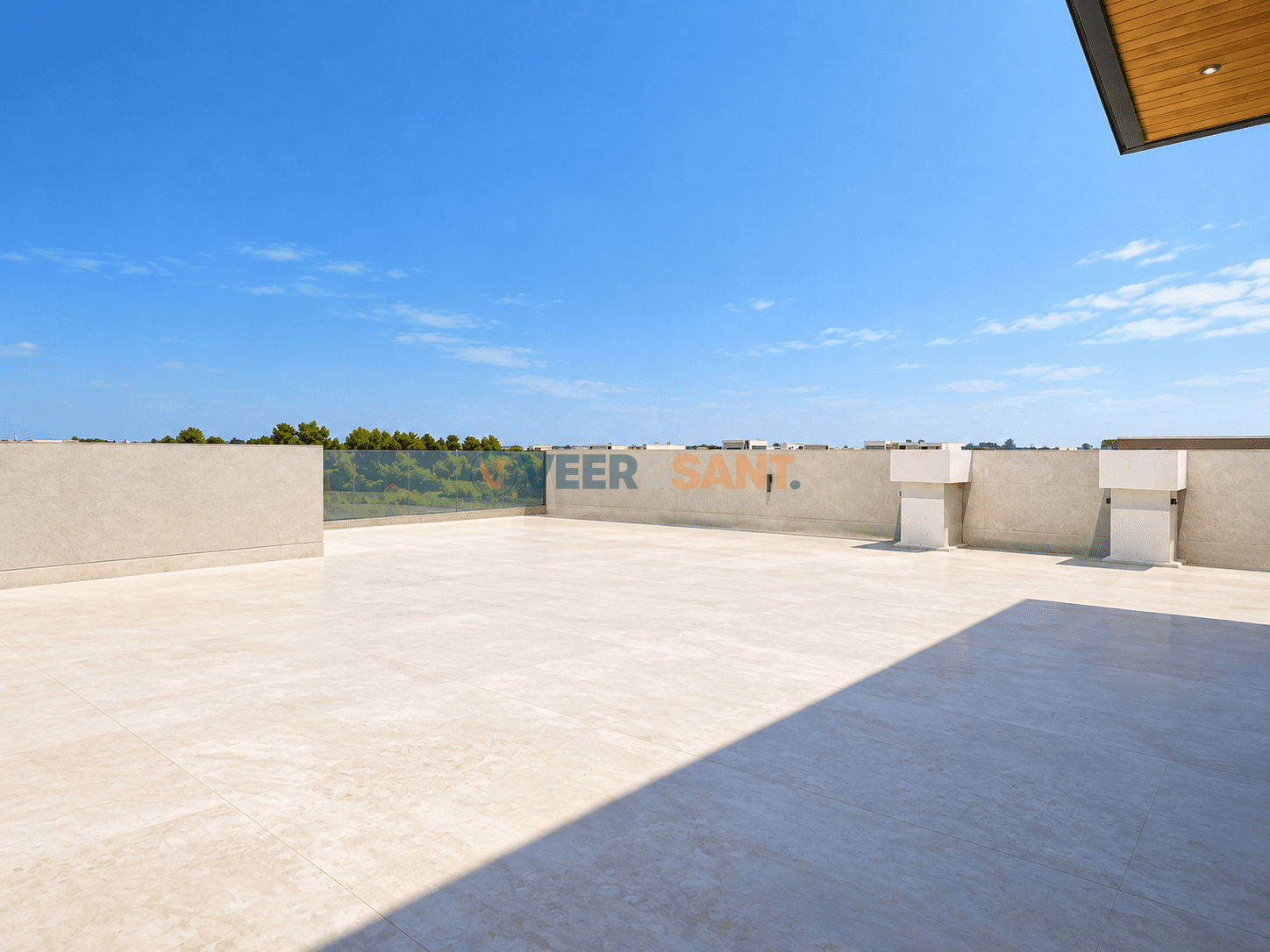 Beachfront Mansion | 8BR | Brand New | Basement