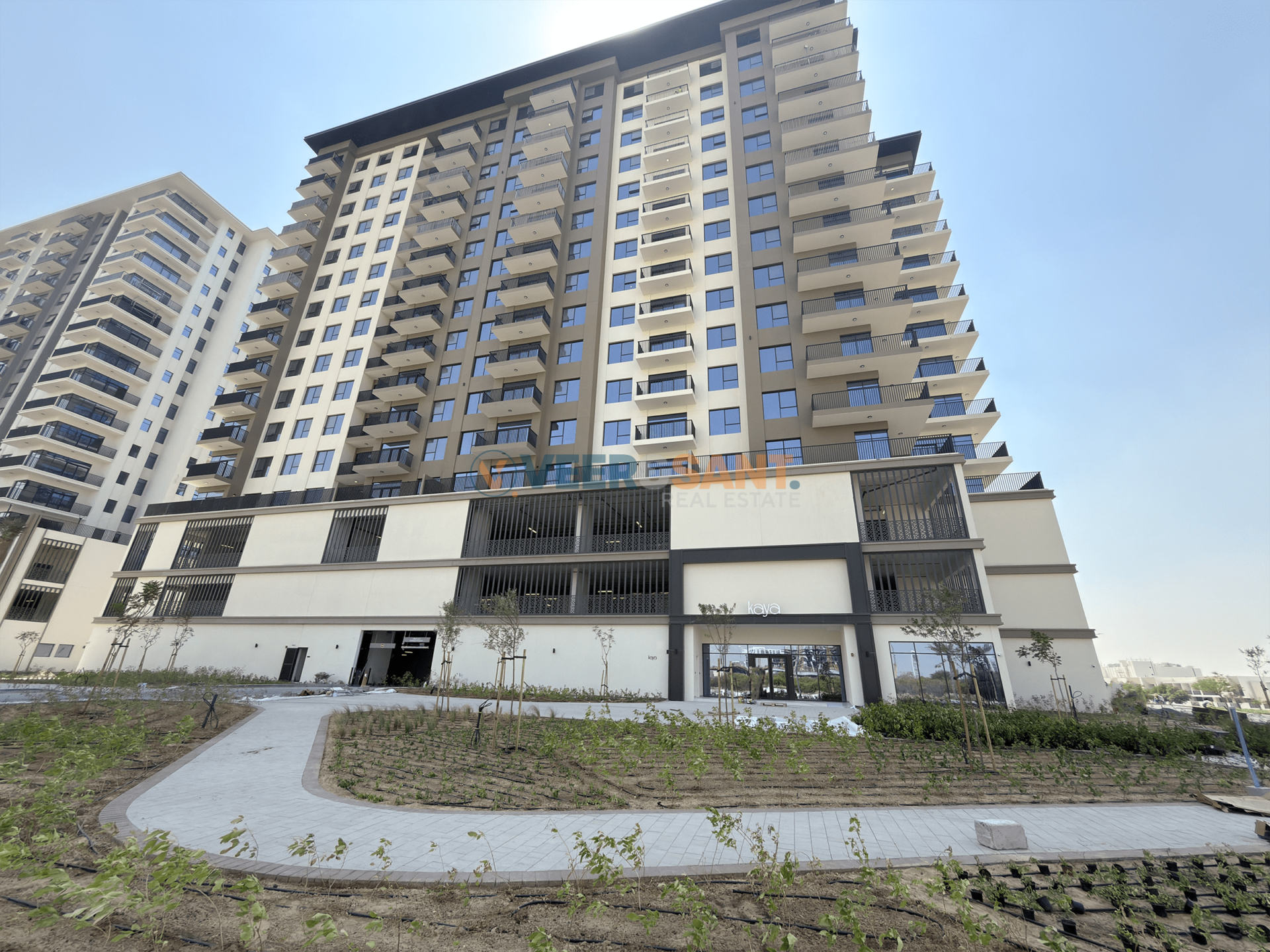 High Floor | Oct Handover | Cash or Mortgage