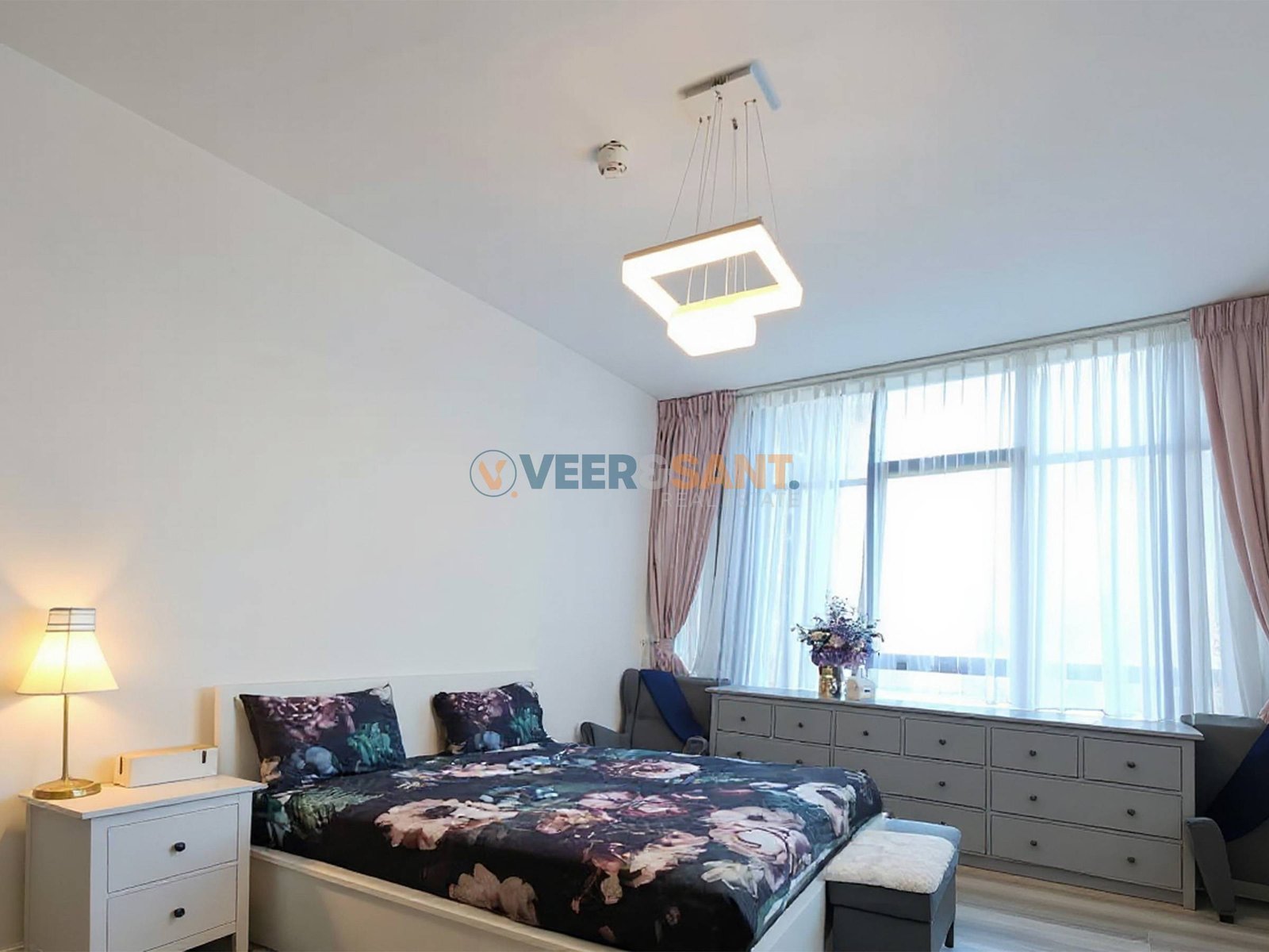 Untitled-2 Spacious Layout | Large Balcony | Prime Location