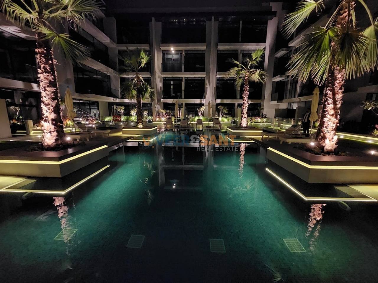 WhatsApp-Image-2025-09-30-at-12.38.02-3 Pool View | Fully Furnished