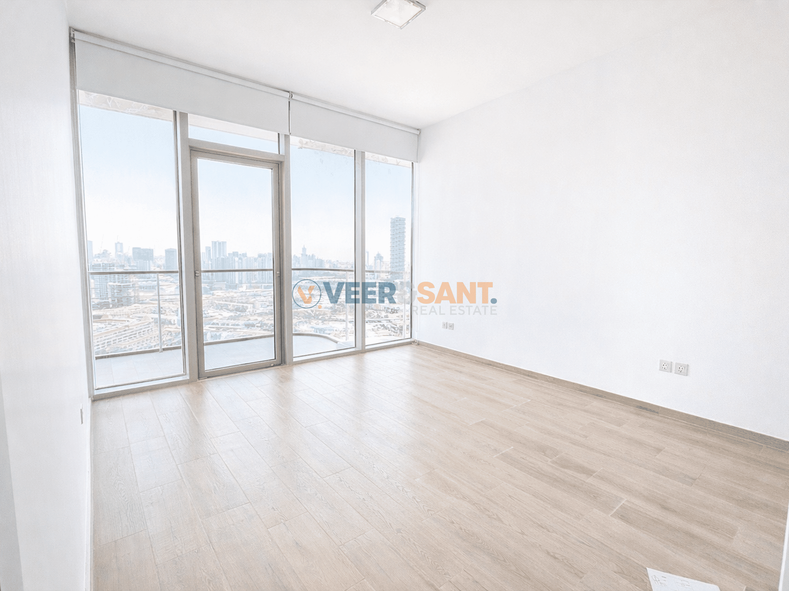 X3DERG High Floor | Well Maintained | Ready to Move in | Huge Balcony