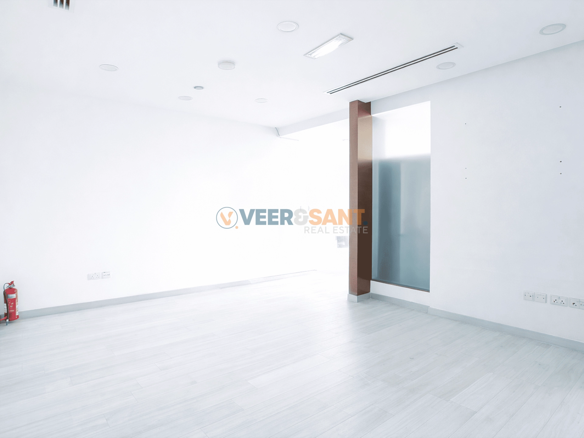 Ready-to-Use | Large Combined Office | Furnished