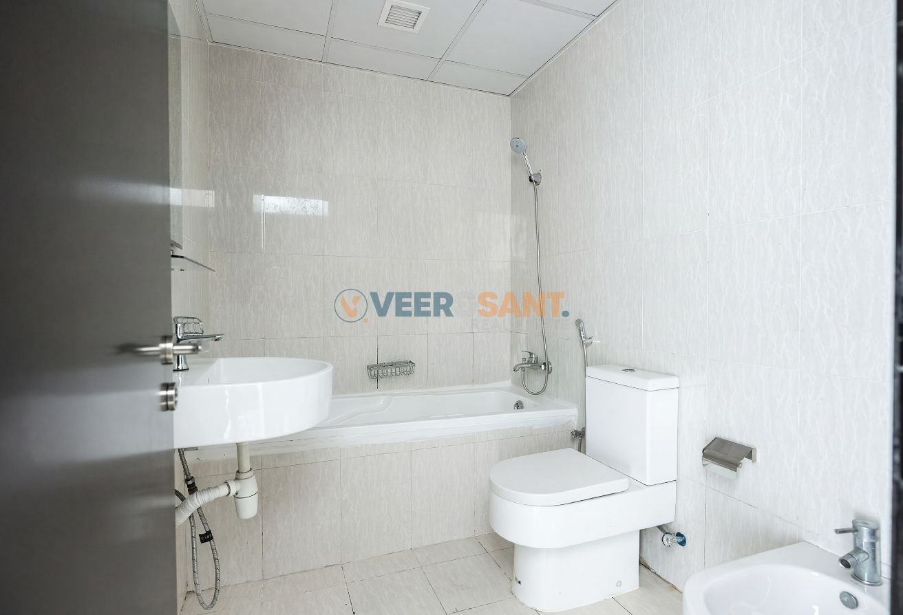 image-123 Great Location | Metro Access | Canal View