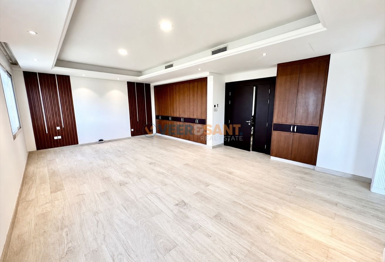 image-128 Spacious Villa | Huge Plot | Gated Community