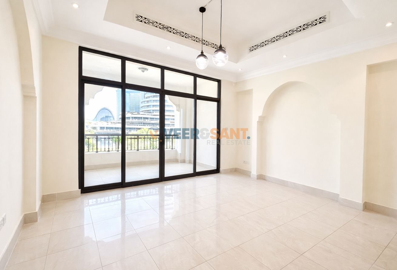 Fountain View | Burj Khalifa | Spacious BR + Study