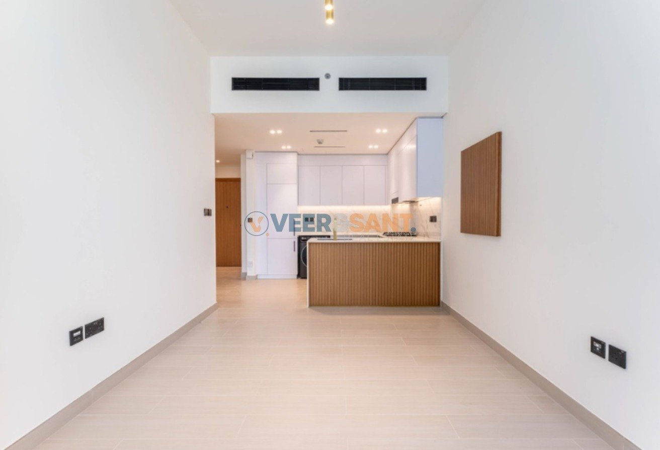 image-239 Pool View | Well-Maintained | Spacious Unit
