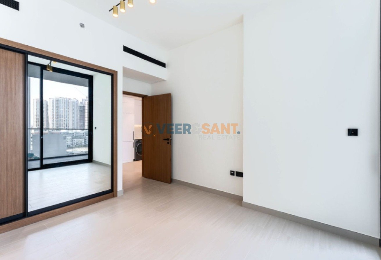 image-248 Pool View | Well-Maintained | Spacious Unit