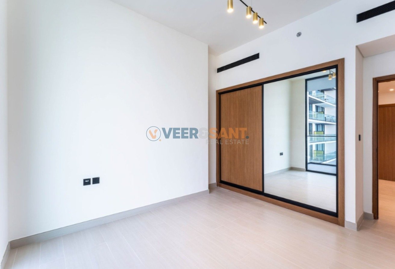 image-249 Pool View | Well-Maintained | Spacious Unit