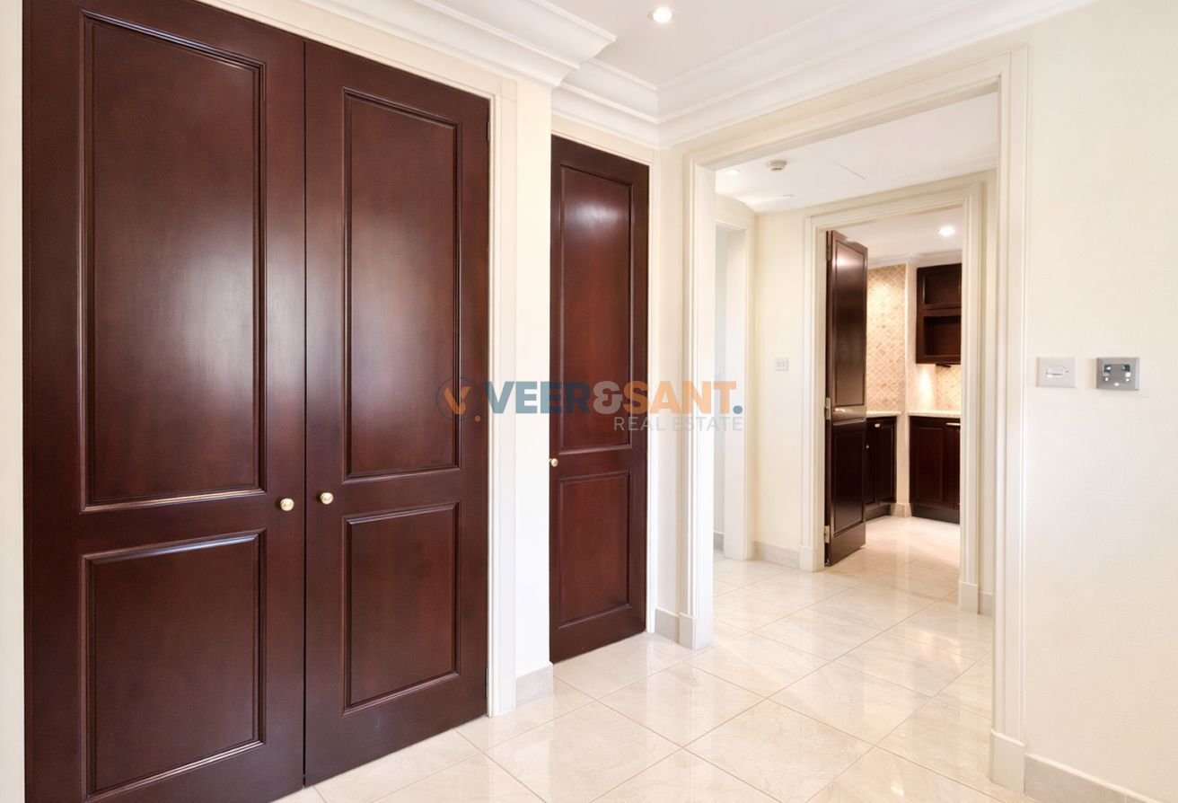 Fountain View | Burj Khalifa | Spacious BR + Study