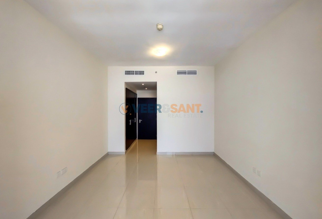 3BR+Maids | High Floor | Sea View