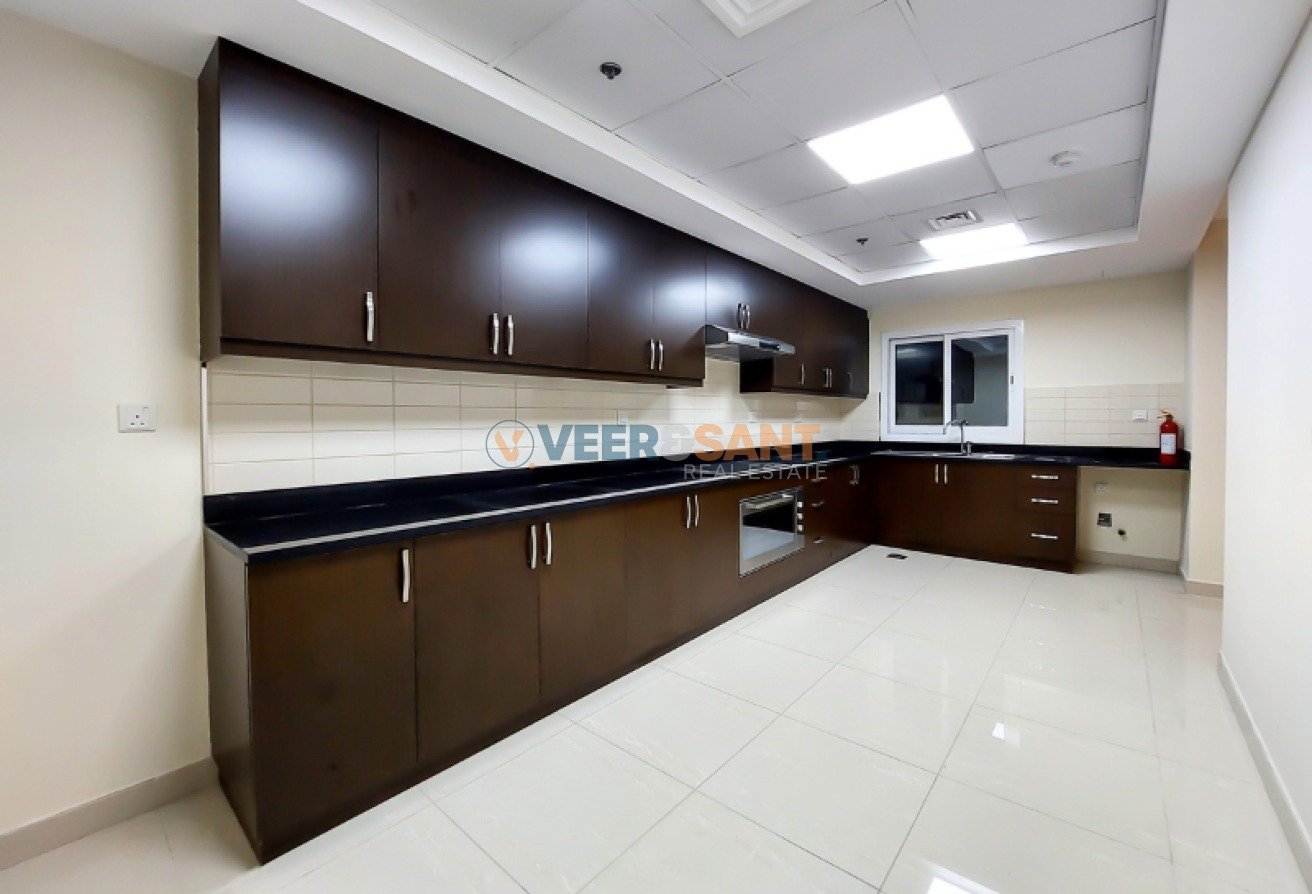 3BR+Maids | High Floor | Sea View