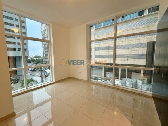 Ready to Move | Close to Metro | Spacious Layout