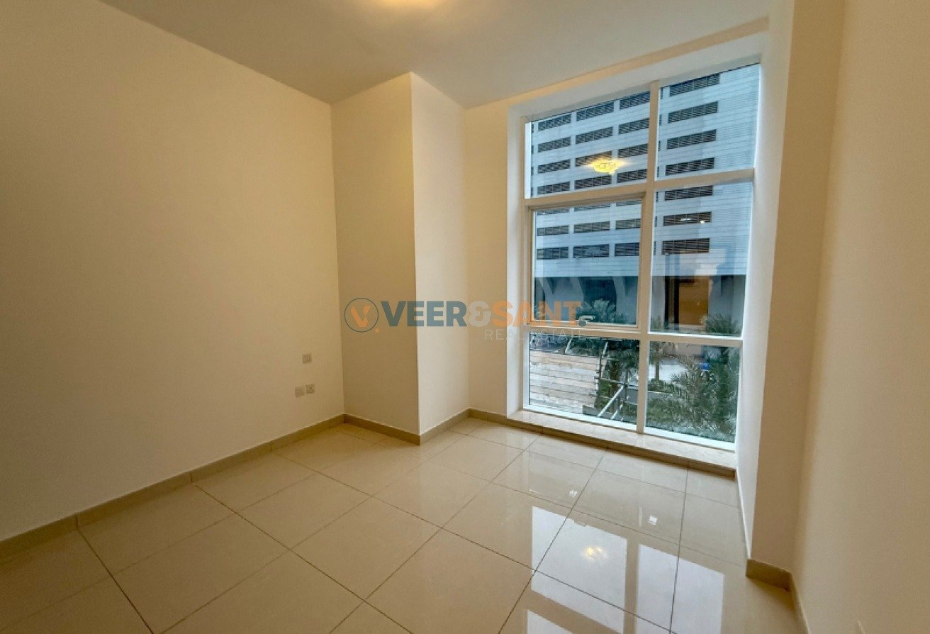 Ready to Move | Close to Metro | Spacious Layout