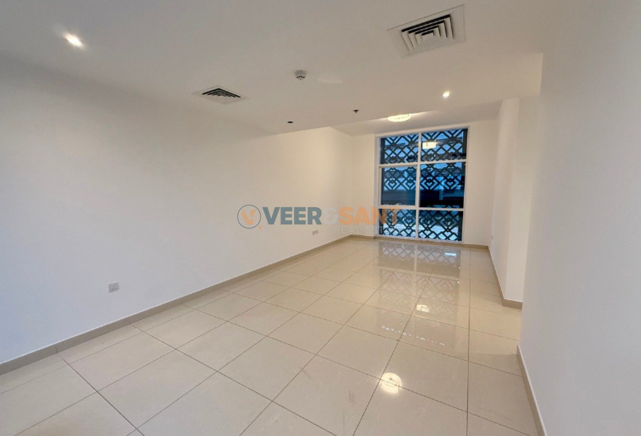 Ready to Move | Close to Metro | Spacious Layout