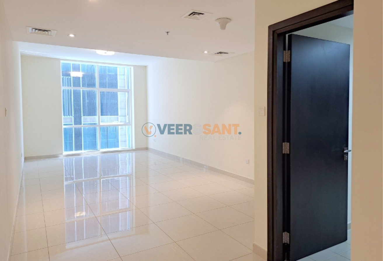 Big Layout | Close to Metro | Ready to Move