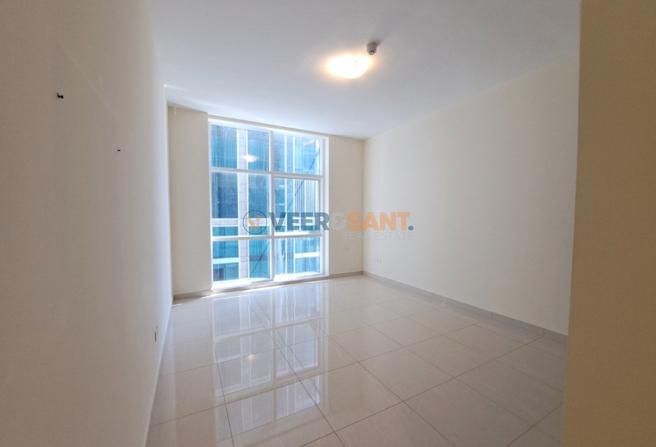 Big Layout | Close to Metro | Ready to Move
