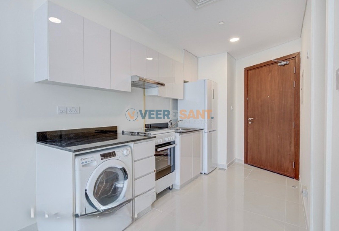 2 Balconies | Community View | Exclusive