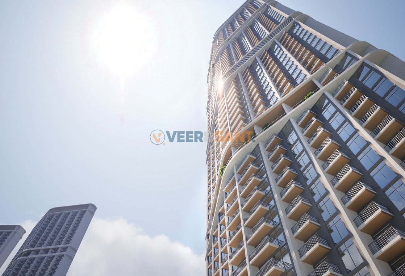 Waterfront Community | High Floor | High ROI