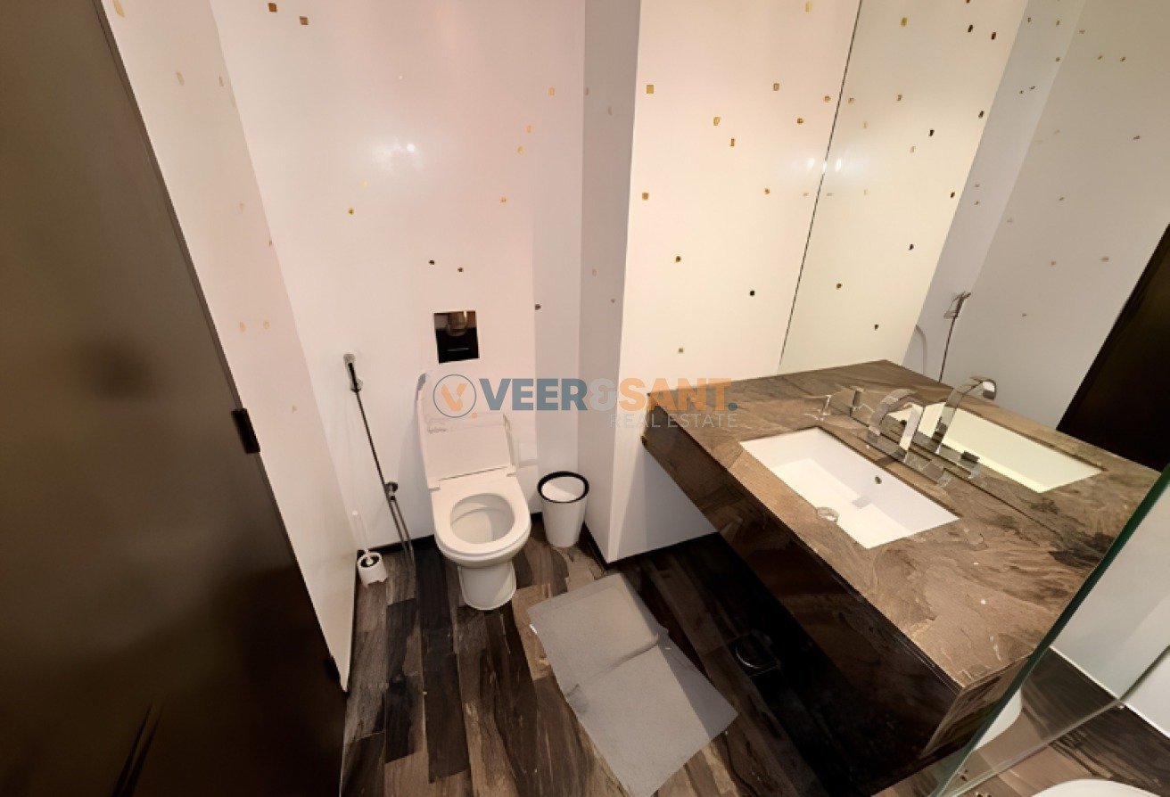 Chiller Free | Sea view | Upgraded Fendi Design