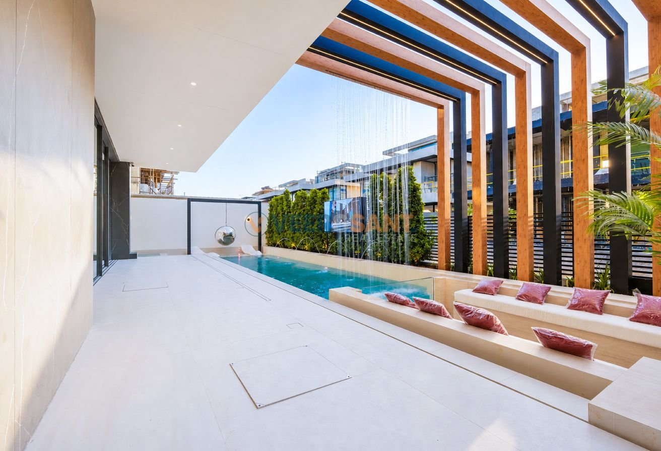 Premium Custom Built 4BR | Ready | Private Lift