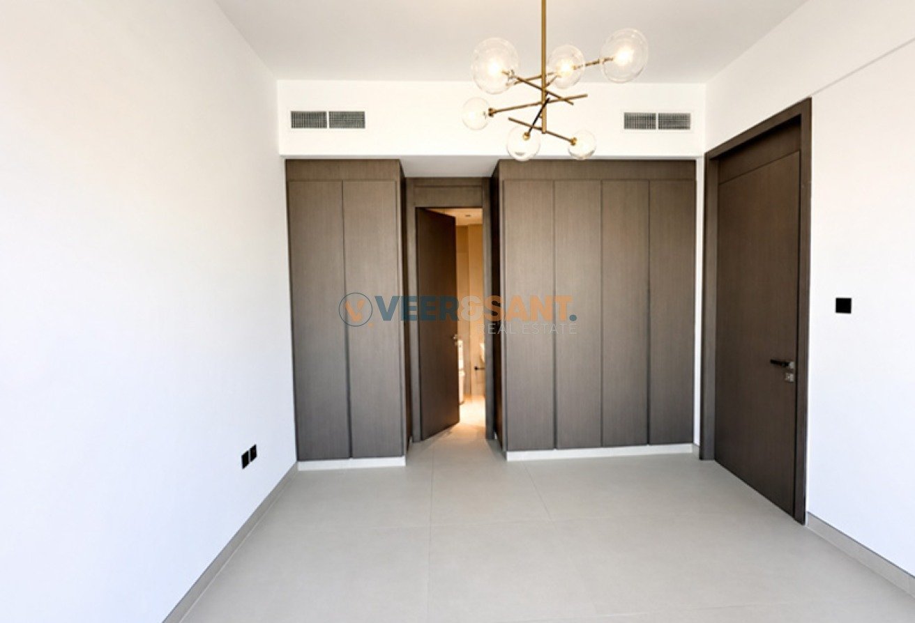 image-80 Prime Location | Ready to Move | Spacious 2BR