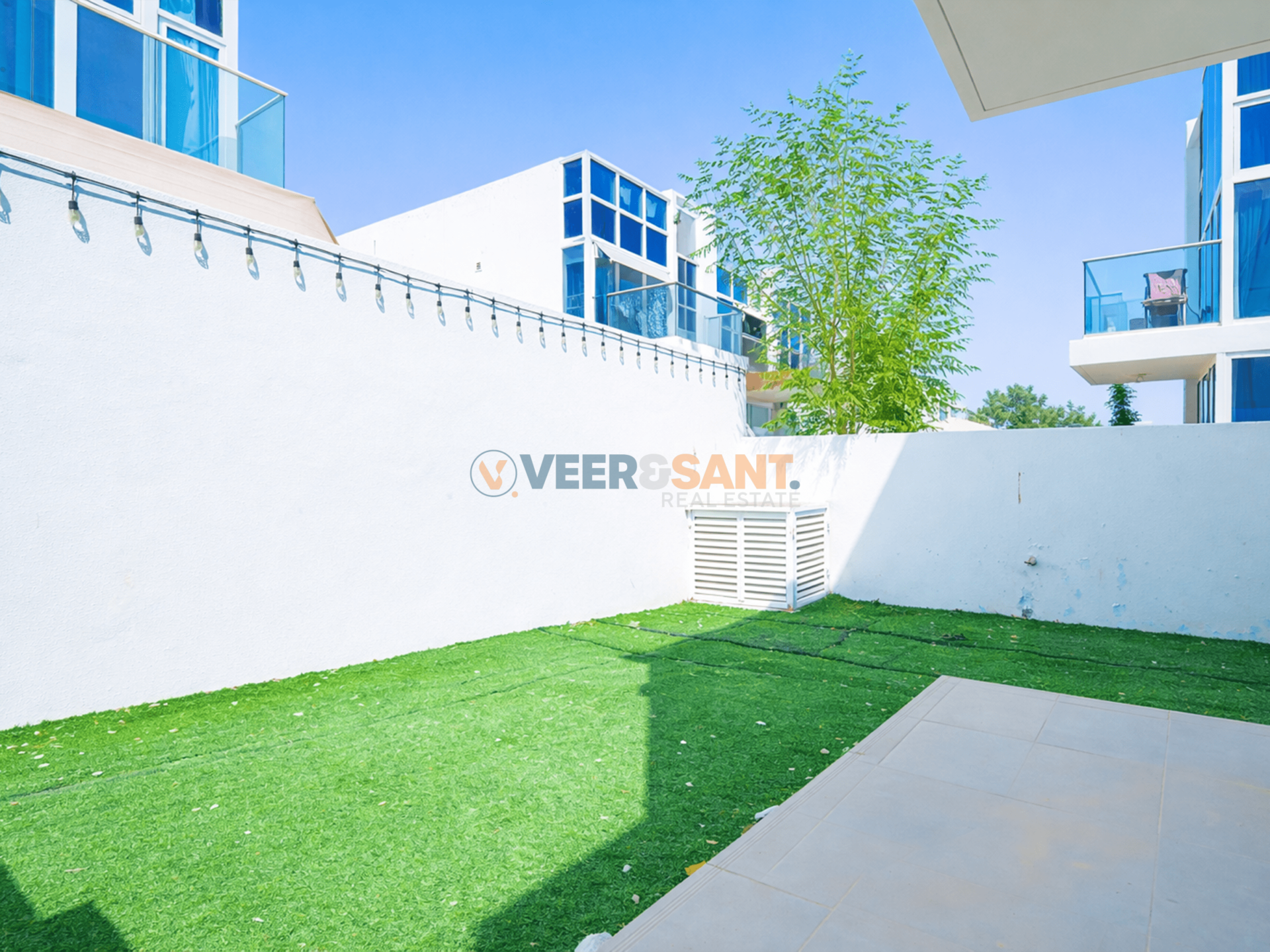 Corner Unit (Back to Back) | 3BR + Maids