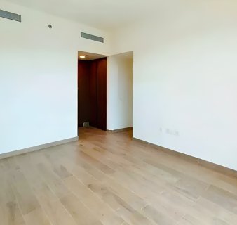 Veer & Sant Real Estate 132 3
