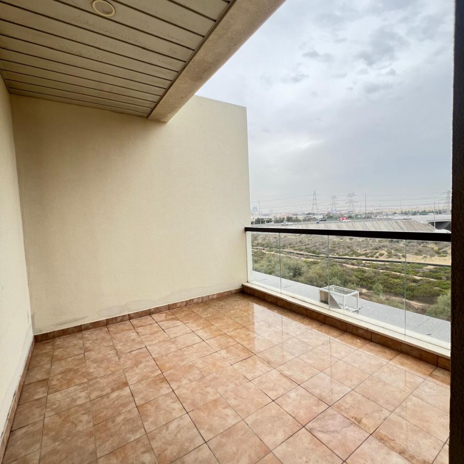 Veer & Sant Real Estate 541 PHOTO-2026-06-04-17-42-15_3