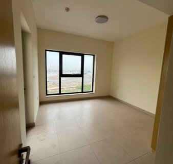 Veer & Sant Real Estate 524 PHOTO-2026-06-04-17-42-16