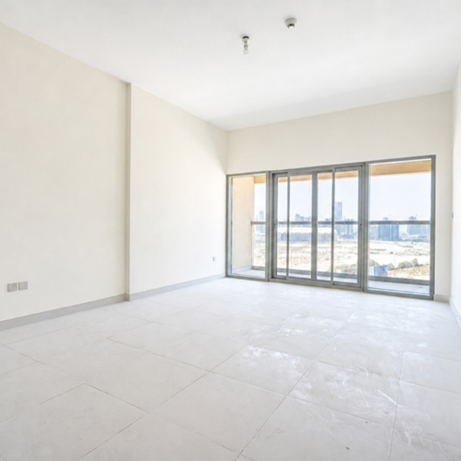 Veer & Sant Real Estate 479 Untitled-4