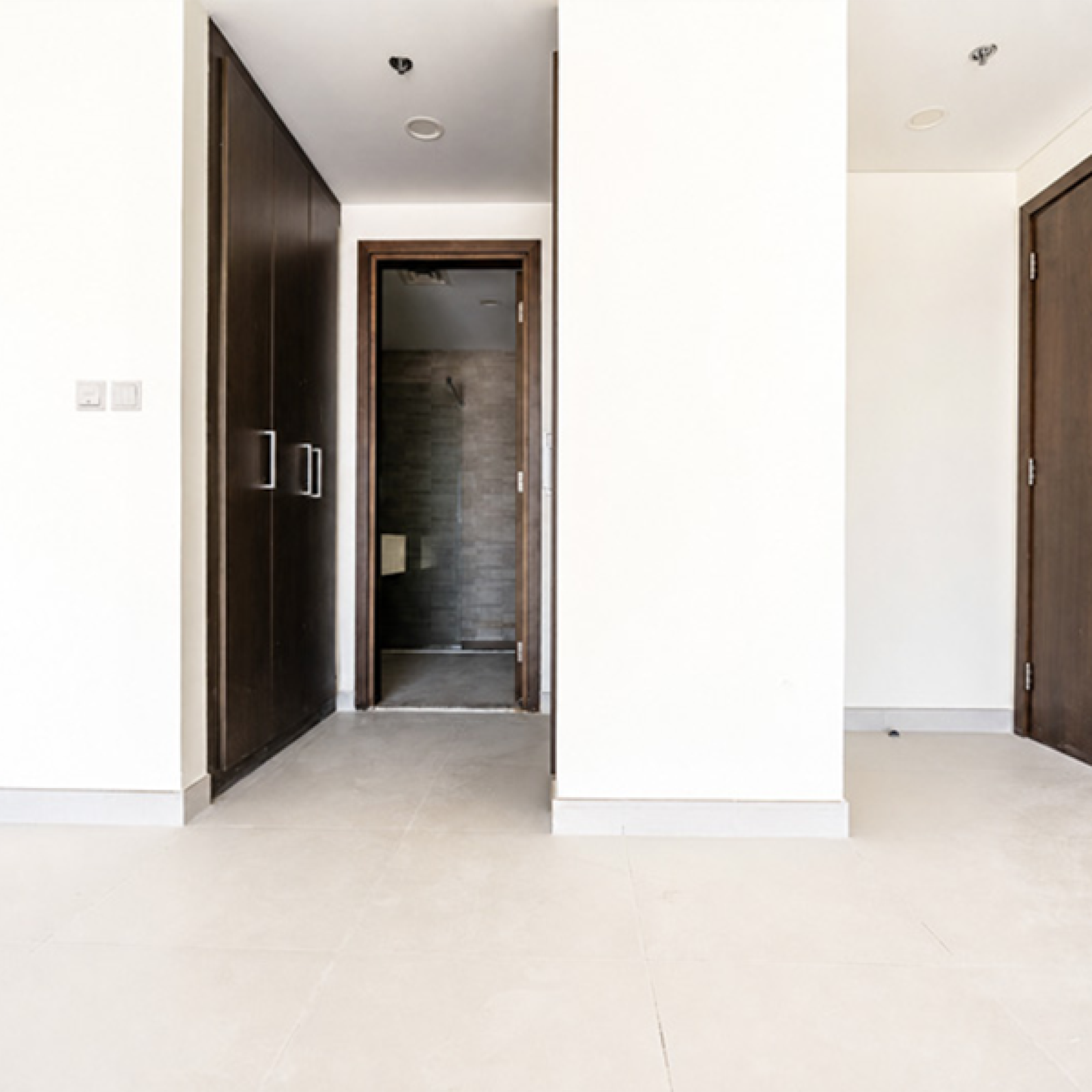 Veer & Sant Real Estate 483 Untitled-8
