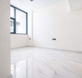 Veer & Sant Real Estate 193 Untitled-8