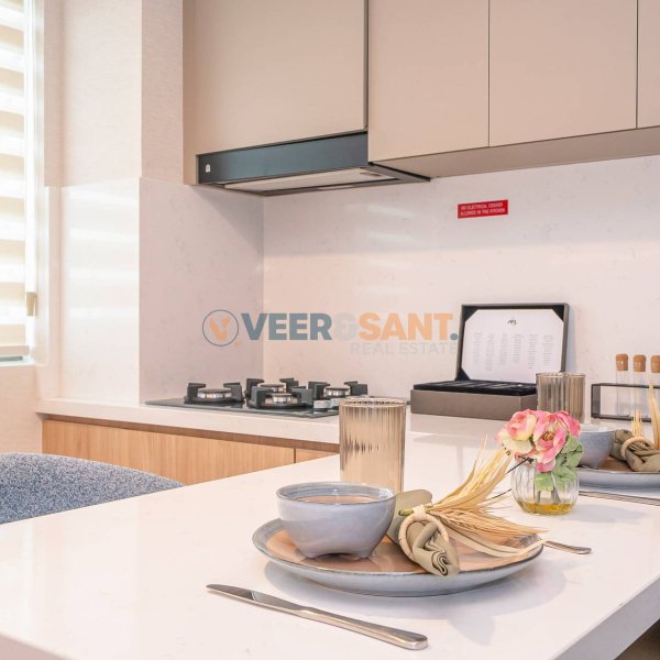 Veer & Sant Real Estate Copy (2) - Noindex 20 VHA06115-copy-1